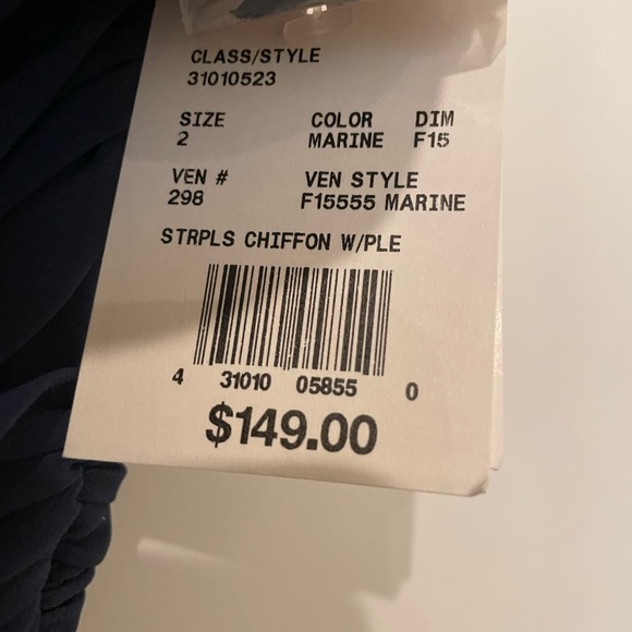 David’s Bridal Dress - Picture 7 of 7